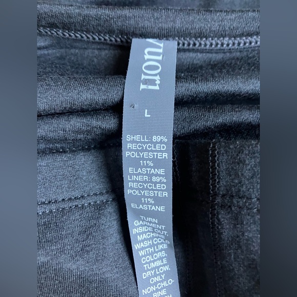 VUORI Halo Essential Tank Midi Dress Women’s L Black Heather Built In Bra - Picture 5 of 8